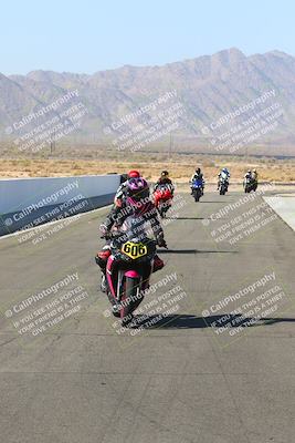 media/Apr-10-2022-SoCal Trackdays (Sun) [[f104b12566]]/Around the Pits/